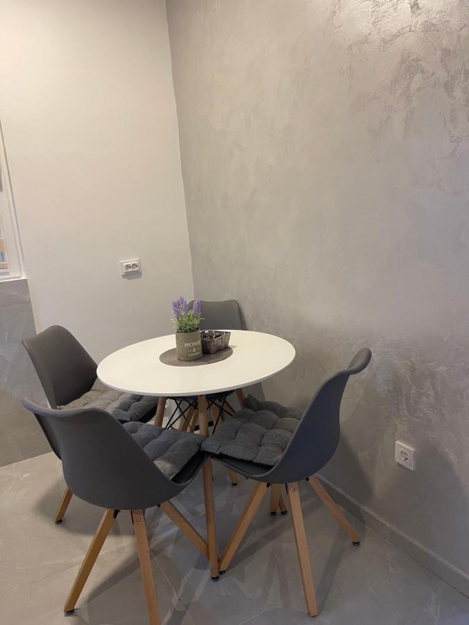 Appartement 07 *